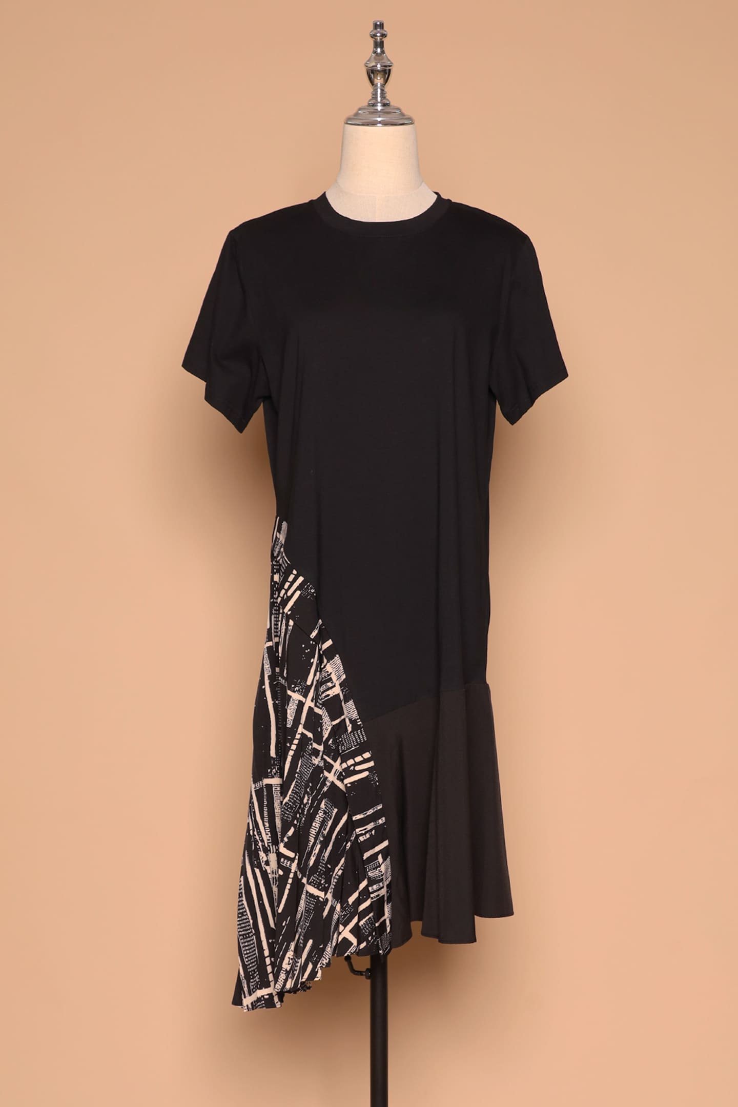 PO - Anna Dress in Abstract Print - Image 1