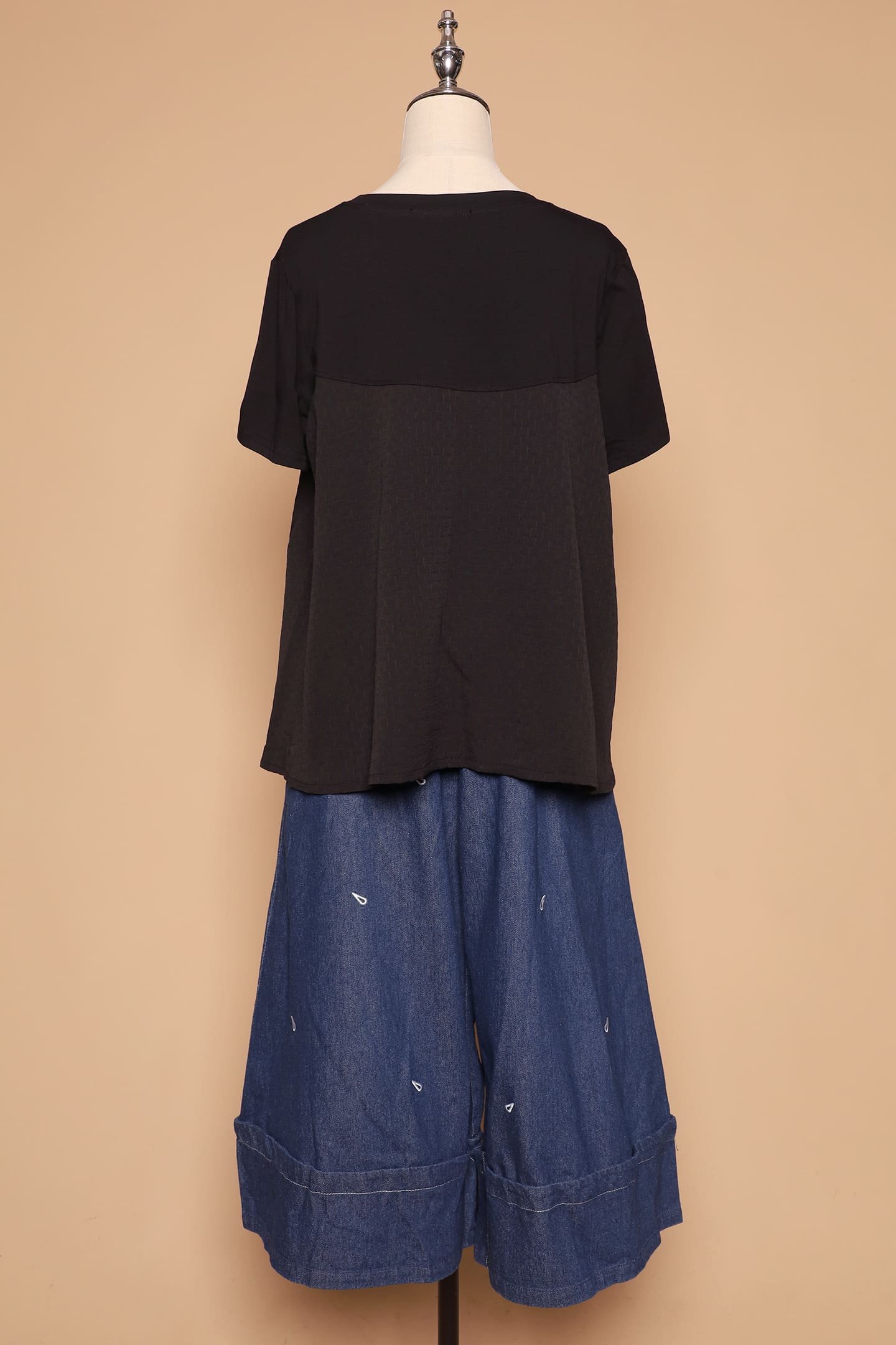 PO - Brion Pocket Top in Black - Image 5
