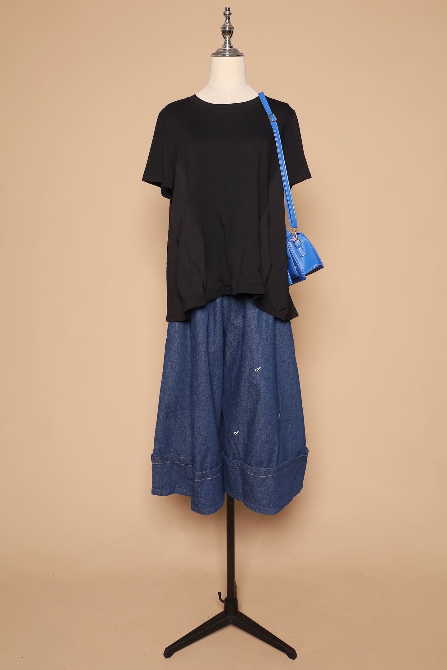 PO - Brion Pocket Top in Black - Image 6