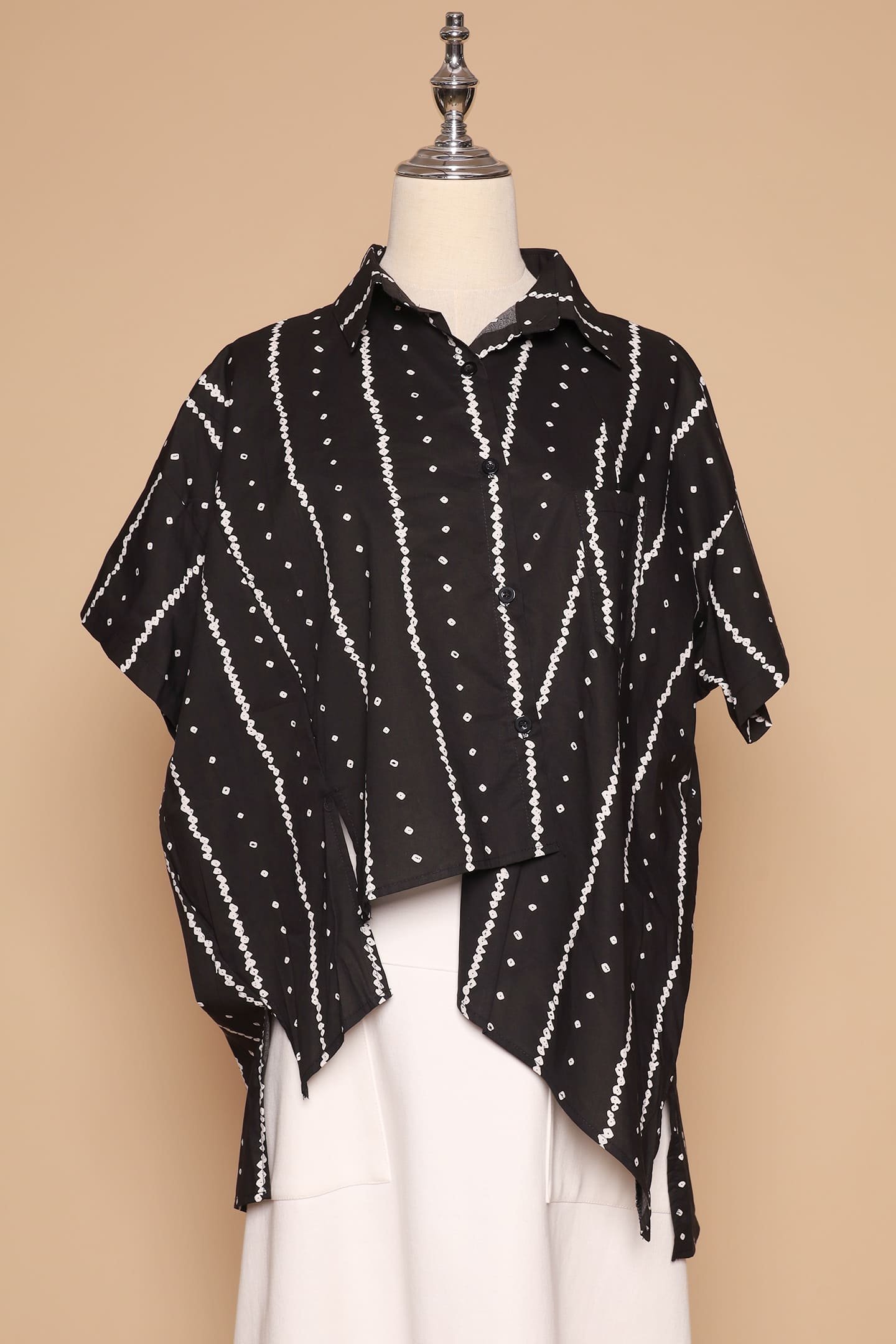 PO - Heidi Open back Top in Black - Image 2