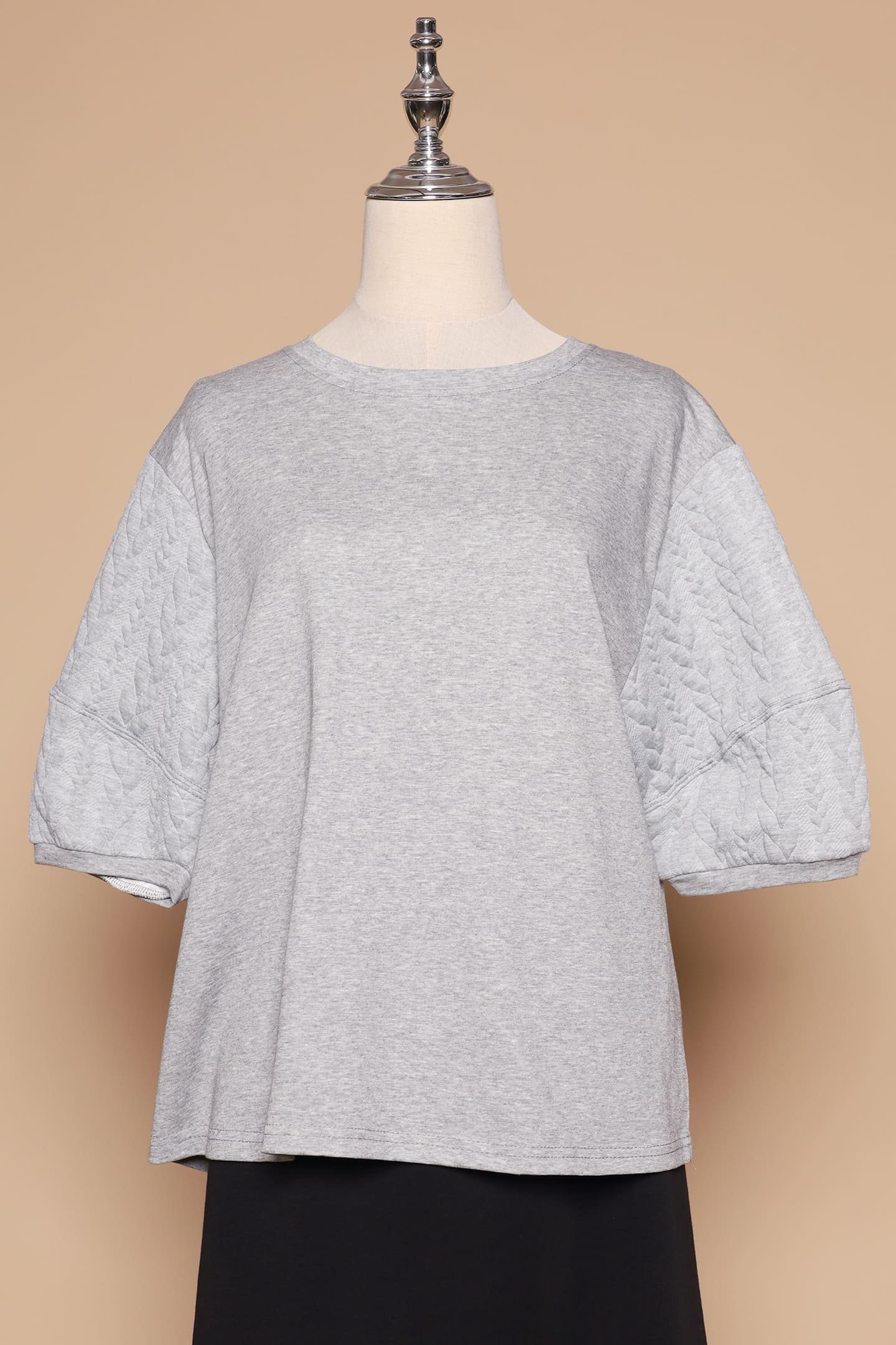 PO - Yuan Embossed Sleeves Top in Grey - Image 5