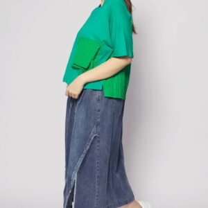 Roon Pocket Top in Green - Image 5