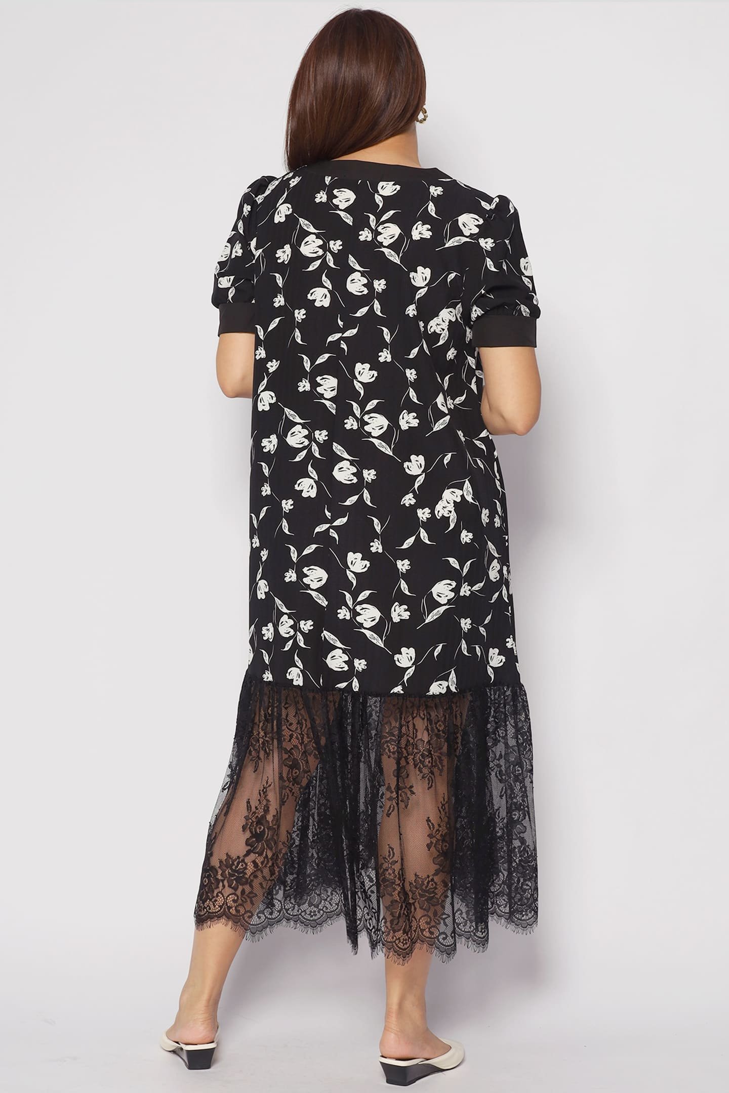 Calandra Floral Lace Dress - Image 6