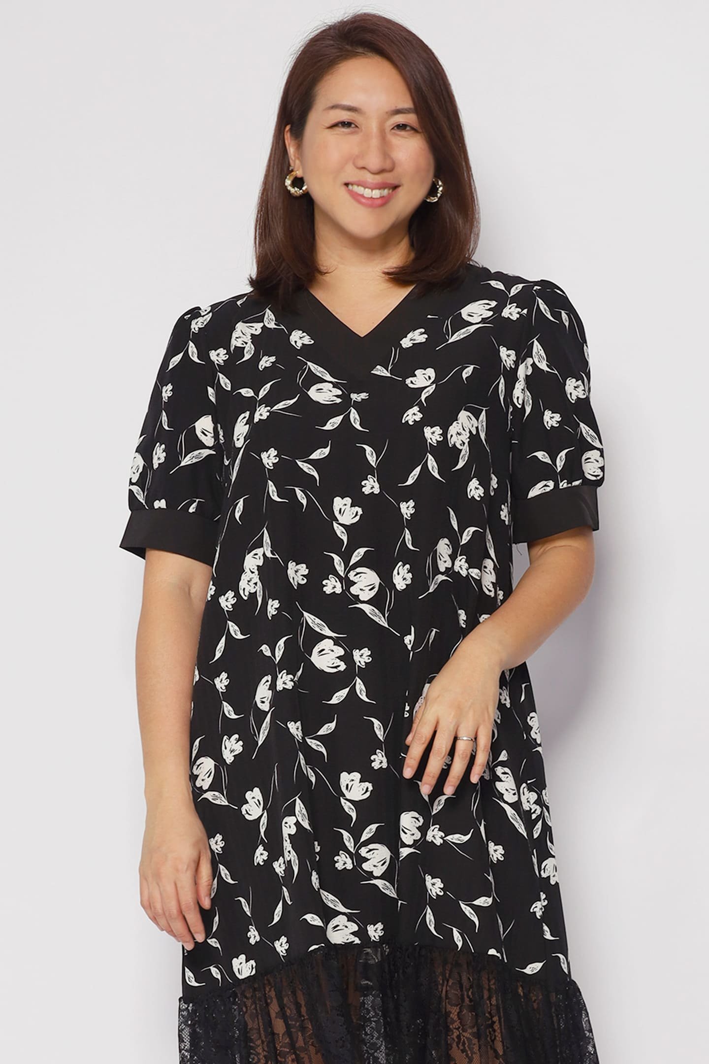 Calandra Floral Lace Dress - Image 7