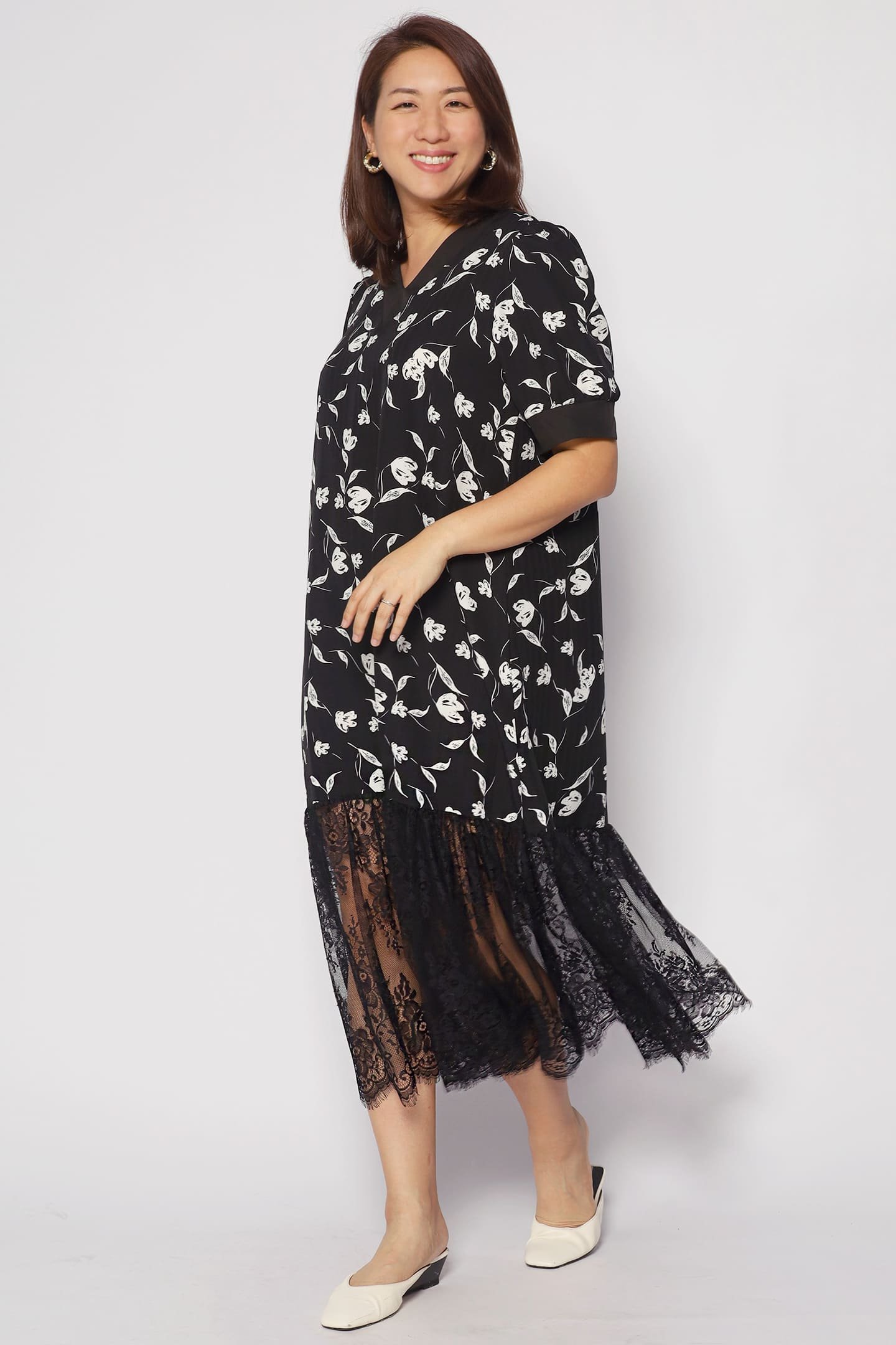 Calandra Floral Lace Dress - Image 3