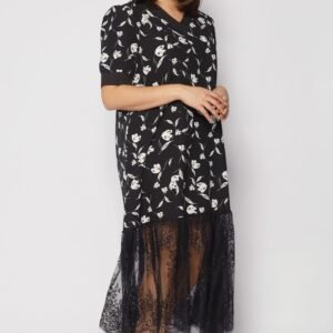 Calandra Floral Lace Dress - Image 2