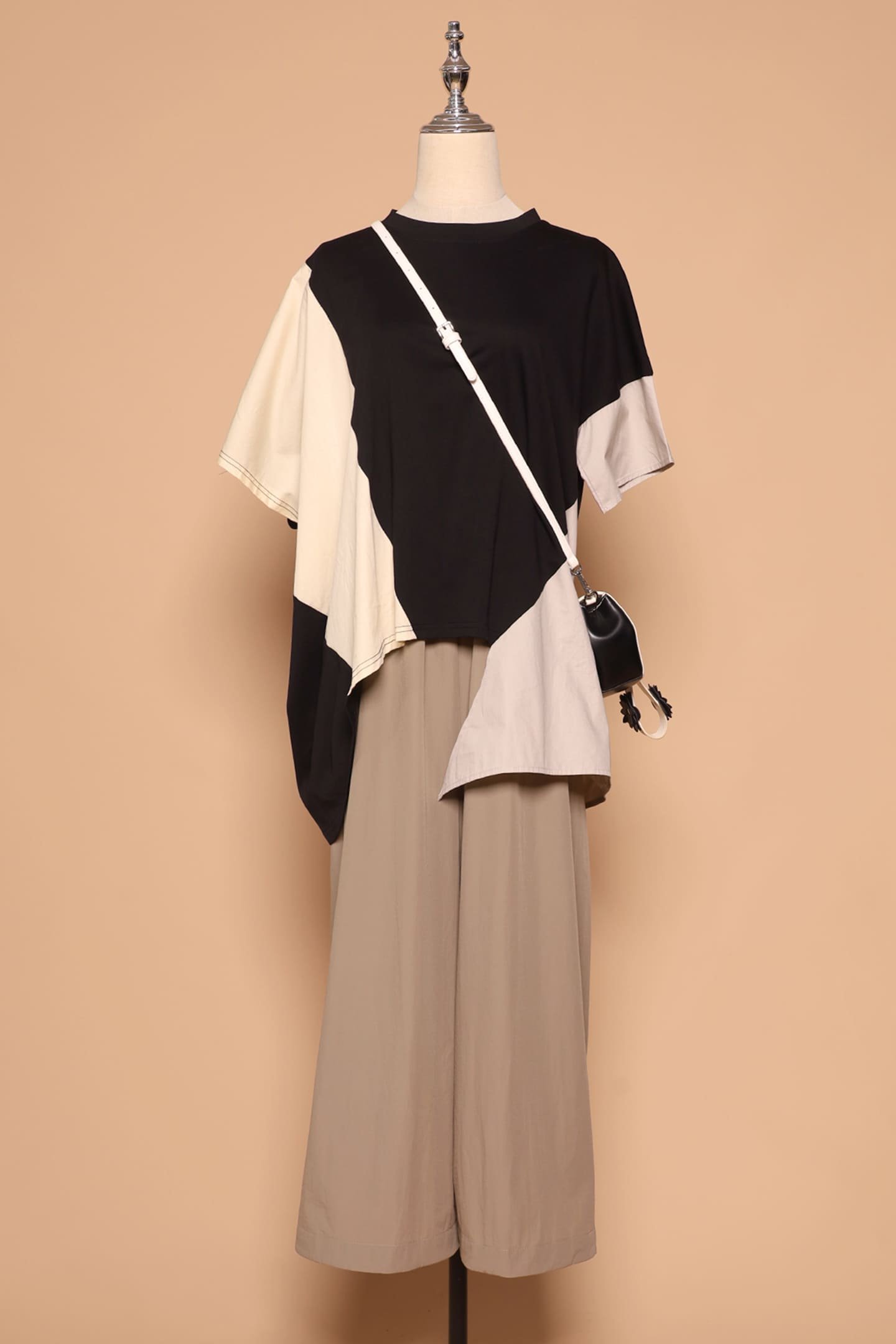 PO - Chun Colourblock Asymmetrical Top - Image 1