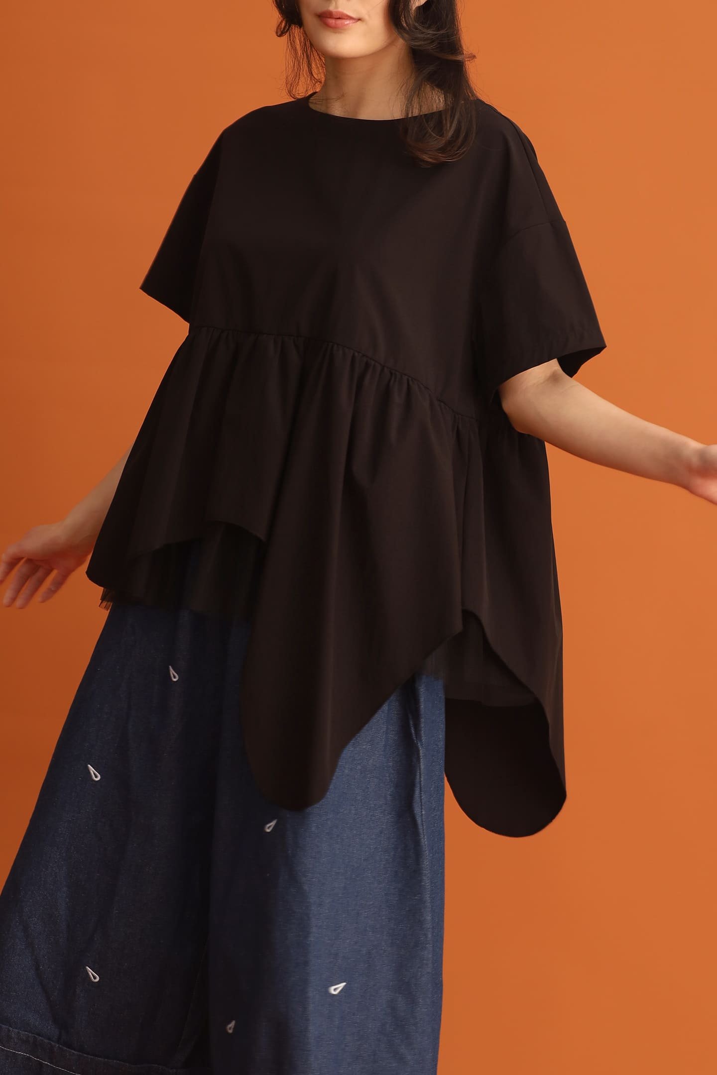 CHOSEN - Haelin Asymmetrical Top in Black - Image 10