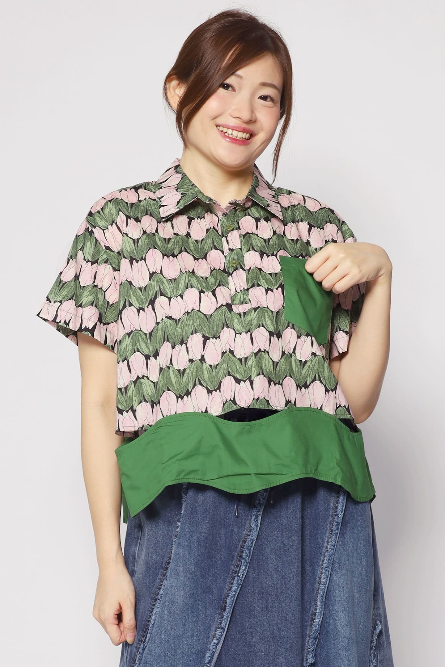 Backorders Harnie Top in Tulip Print - Image 3