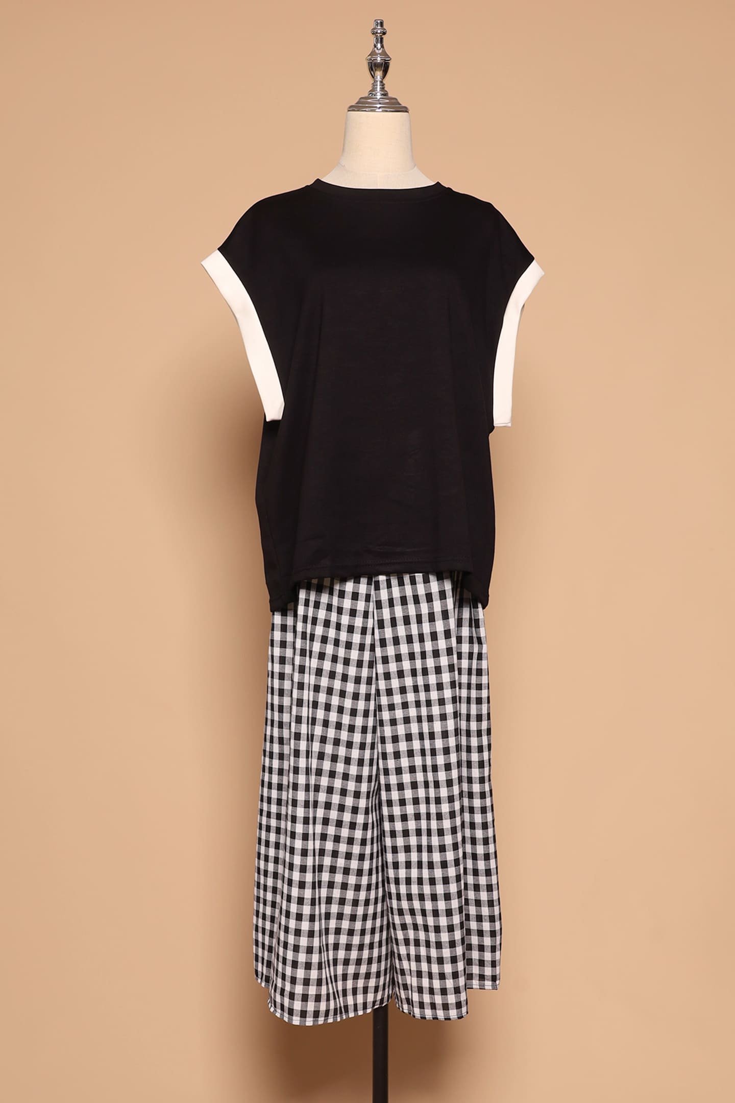 PO - Jun 2 in 1 Top and Checkered Culottes Set - Image 1
