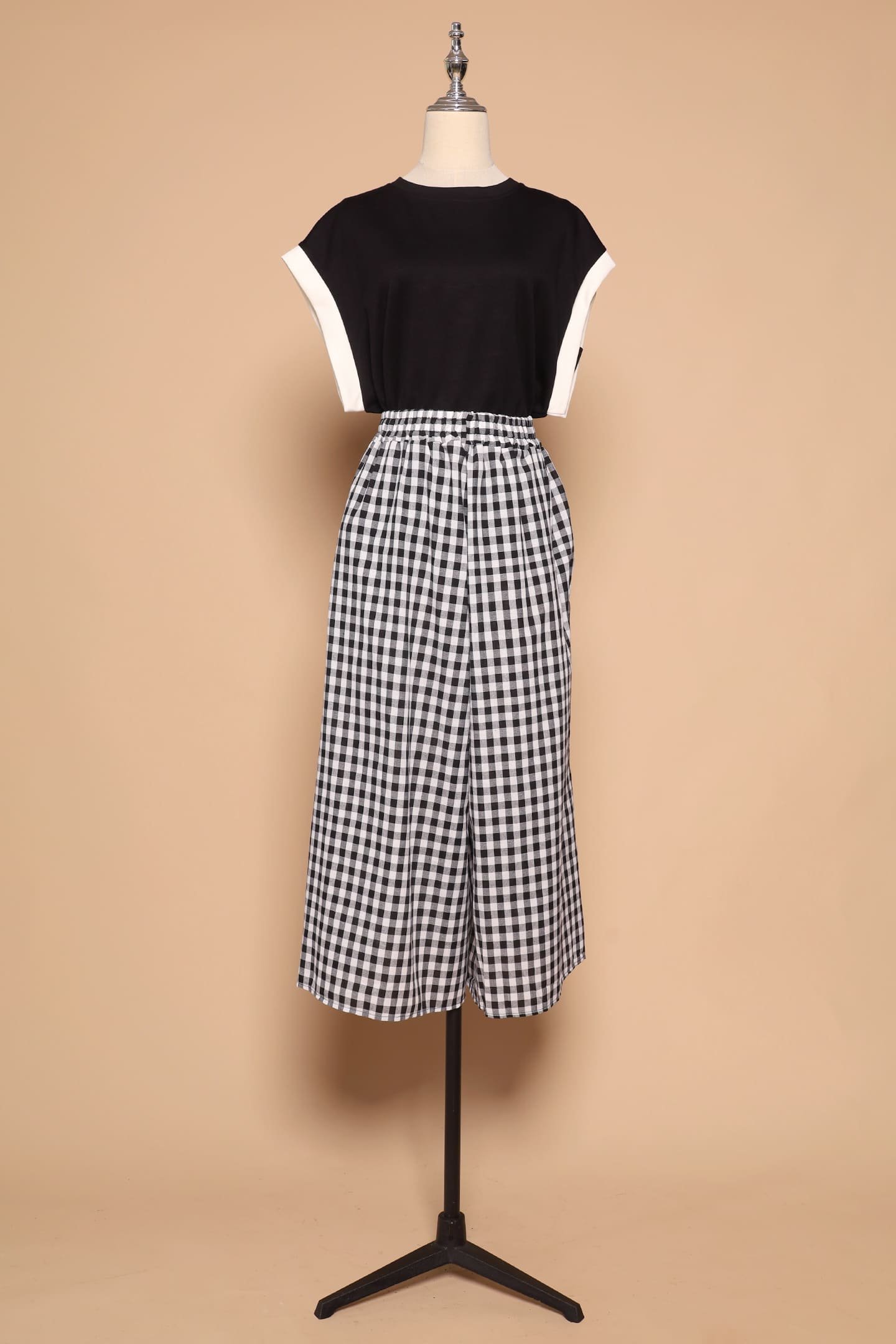 PO - Jun 2 in 1 Top and Checkered Culottes Set - Image 9