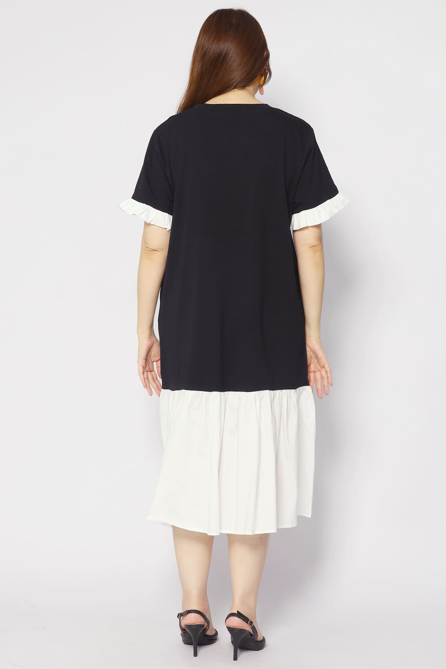 Krista Dress in Black White - Image 8