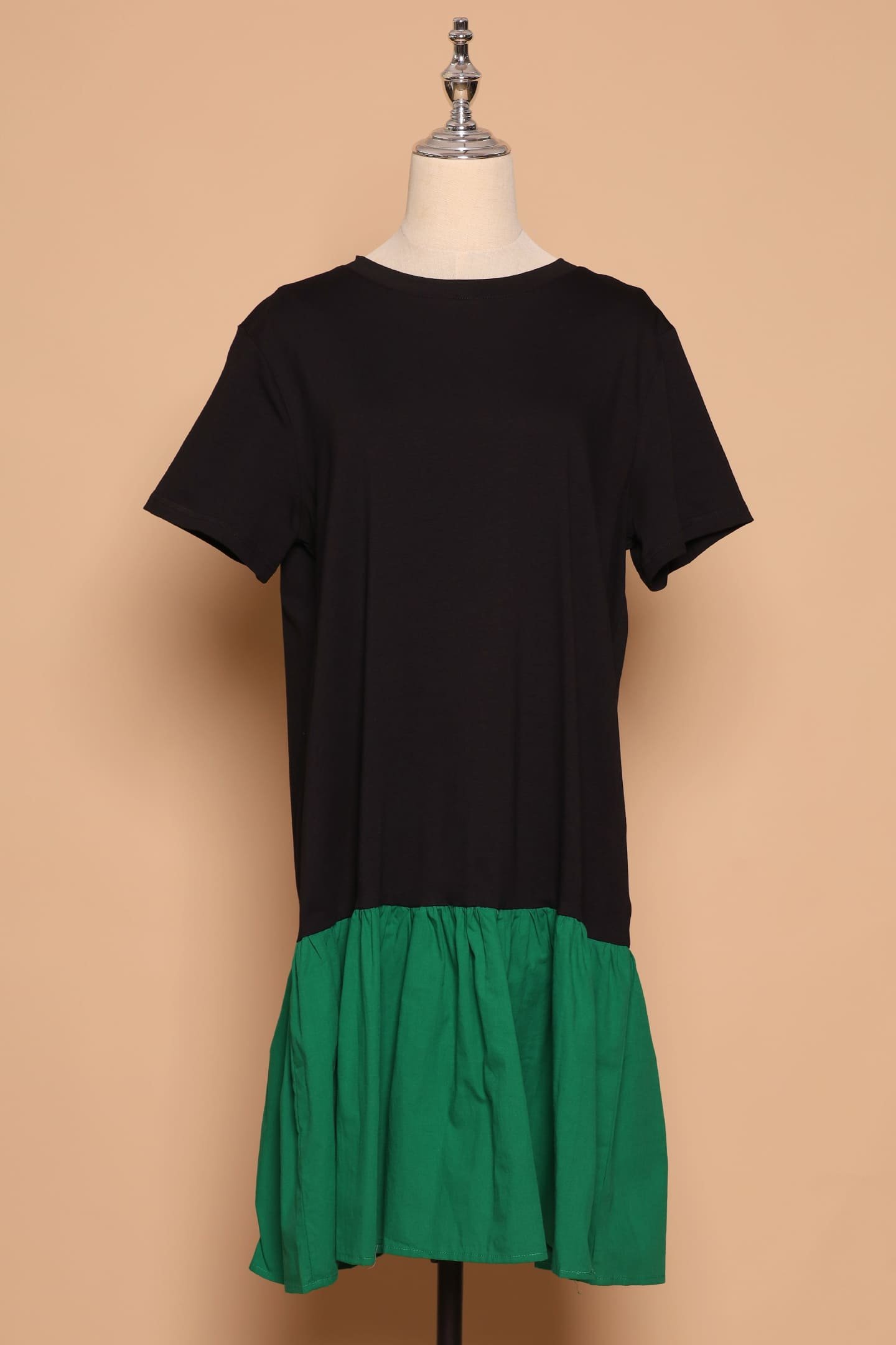 PO - Kyong Colourblock Dress in Green - Image 1