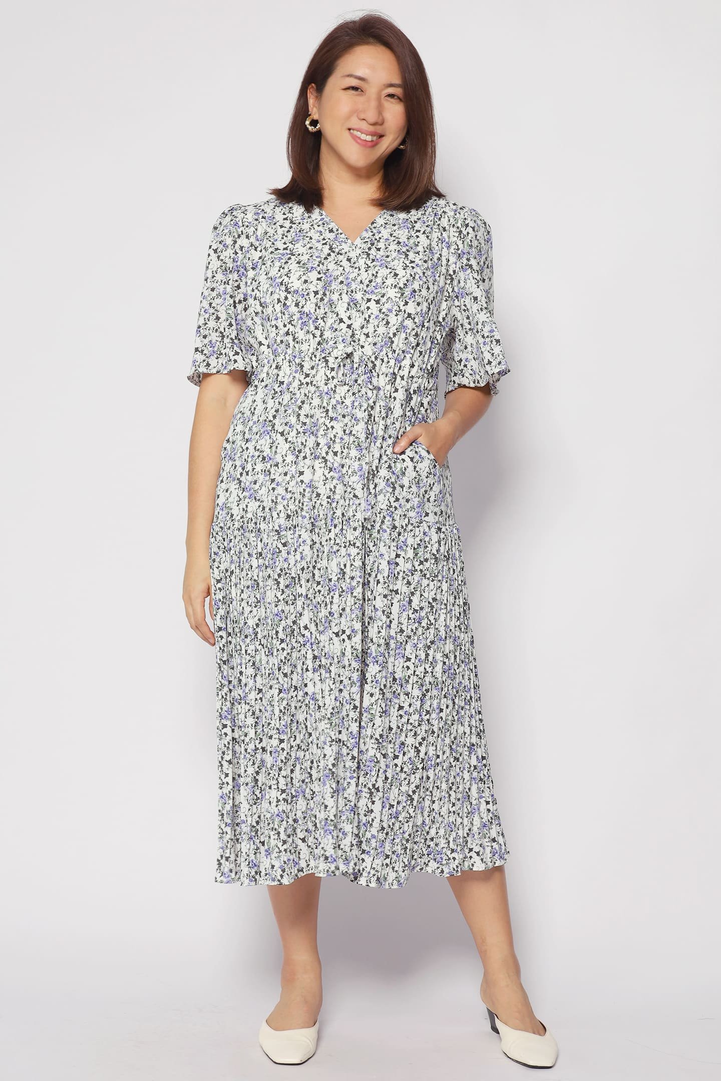 Neese Dress in Blue Field - Image 2