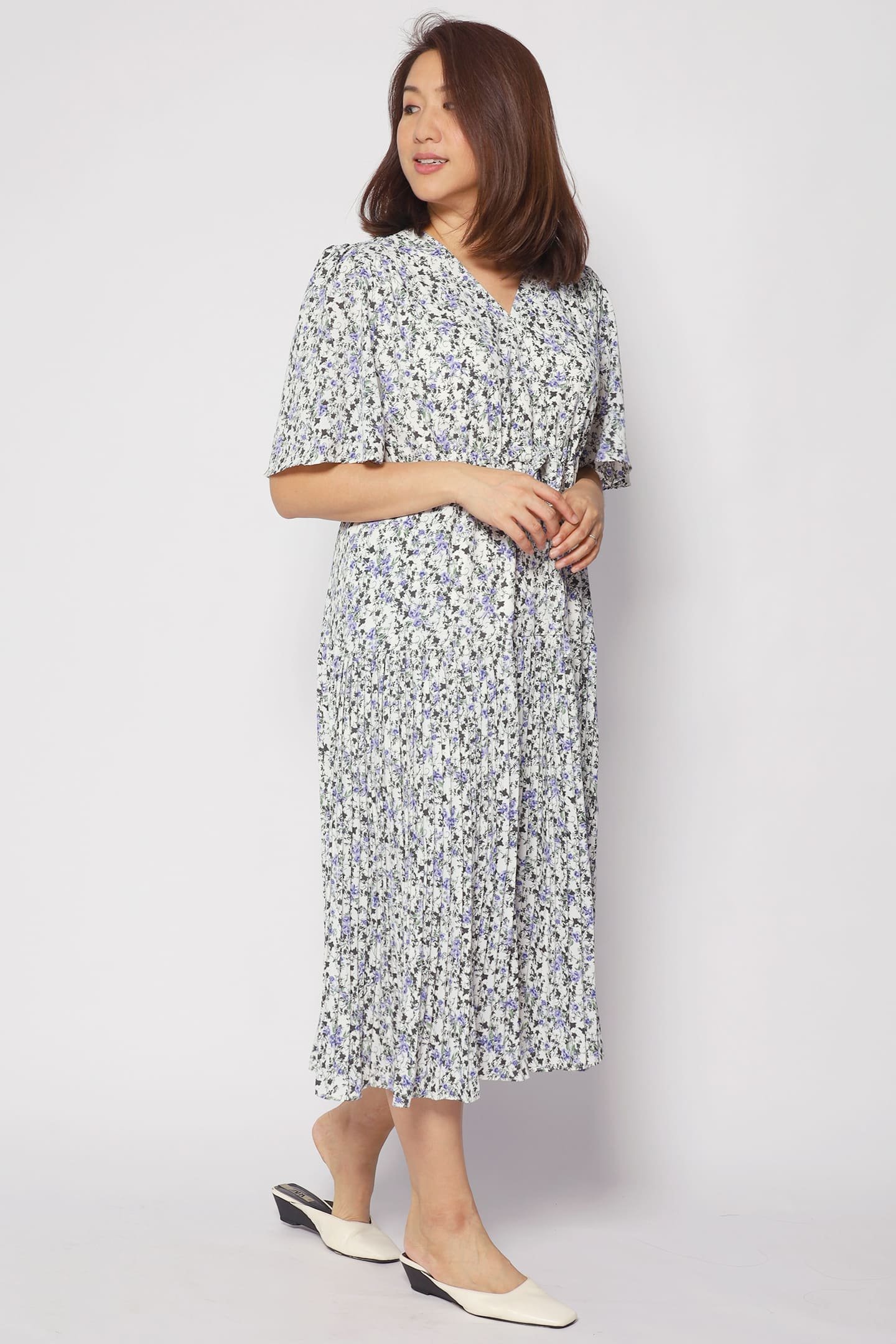 Neese Dress in Blue Field - Image 5