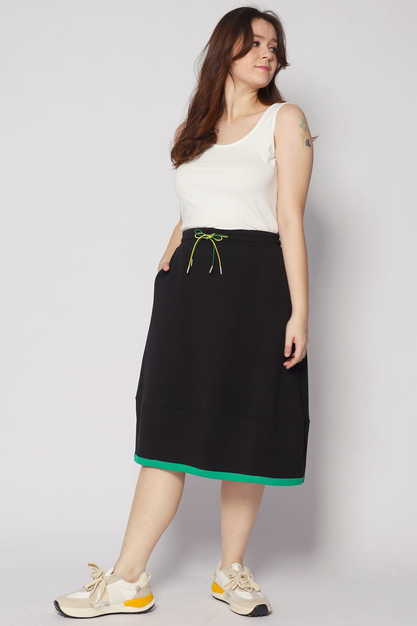 Piper Trimming Skirt in Black - Image 4