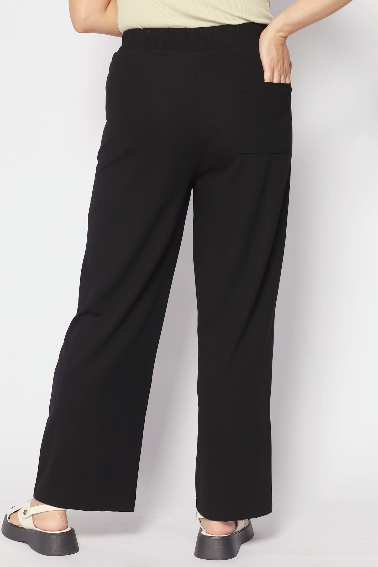 Rhy Pants in Black - Image 6