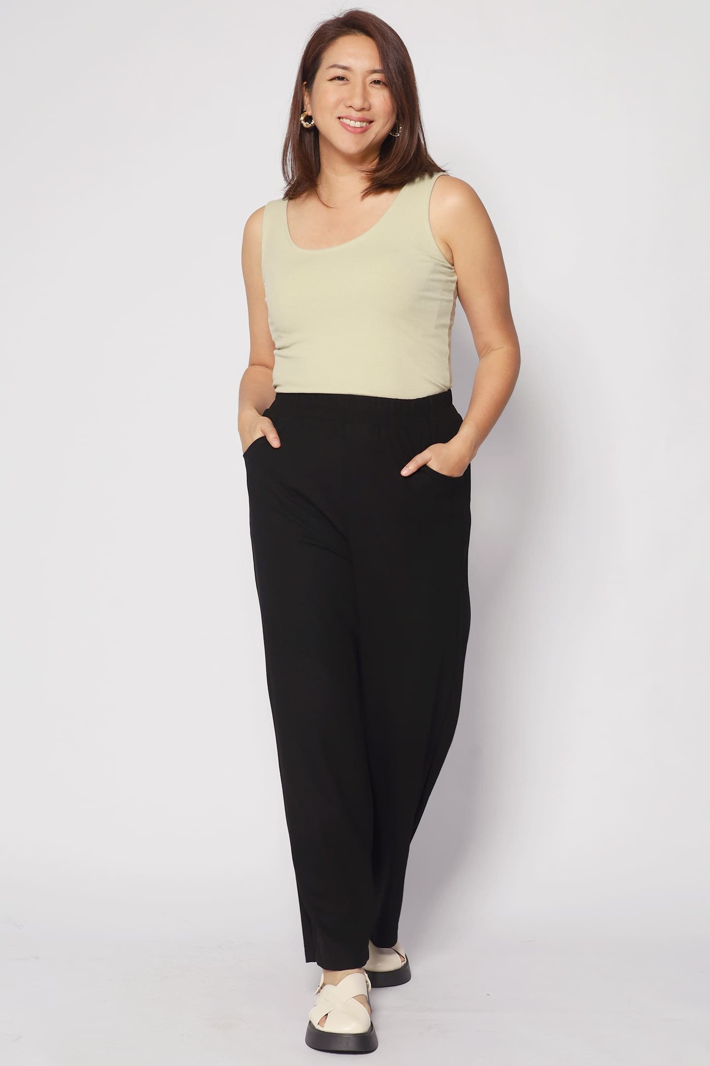 Rhy Pants in Black - Image 4